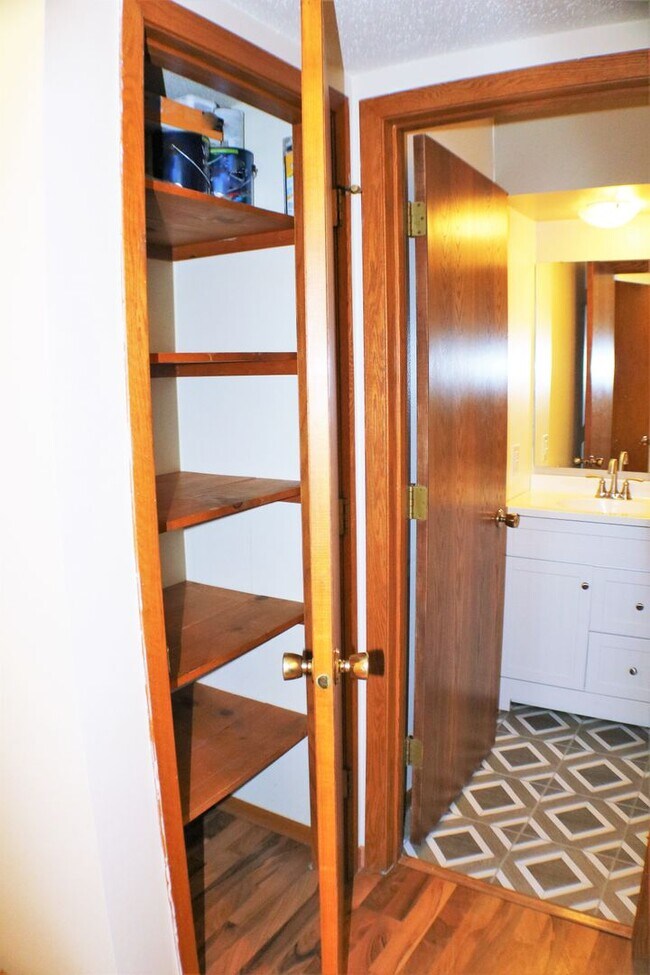 Building Photo - $1,125 | 2 Bedroom, 1.5 Bathroom 1st Floor Condo | No Pets | Sublease* | Available for August 1st...