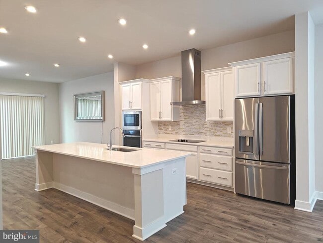 Building Photo - 2393 Liberty Lp