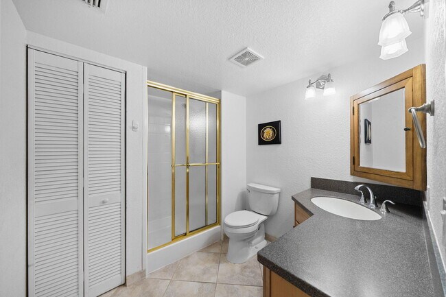 Building Photo - 21669 Tall Palm Cir