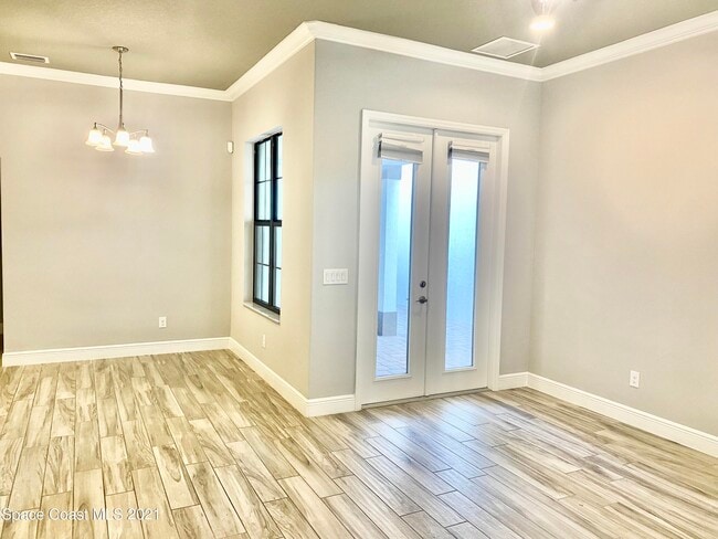 Building Photo - 2715 Vuldarno Ln