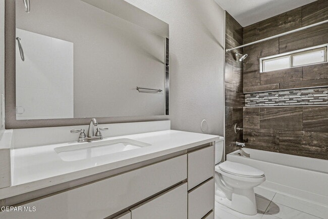 Building Photo - 125 Via Rojas Dr