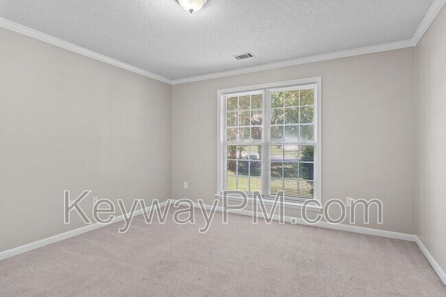 Building Photo - 3920 Nantucket Cir