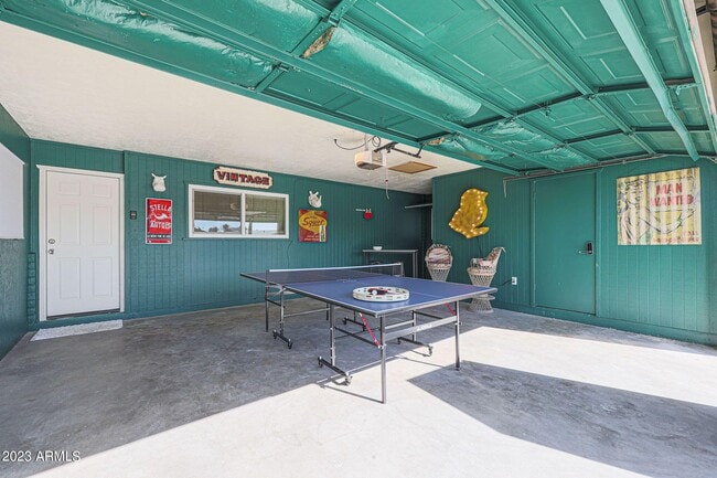 Building Photo - 421 Lila Cir