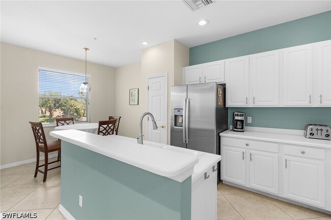 Building Photo - 9651 Spanish Moss Way