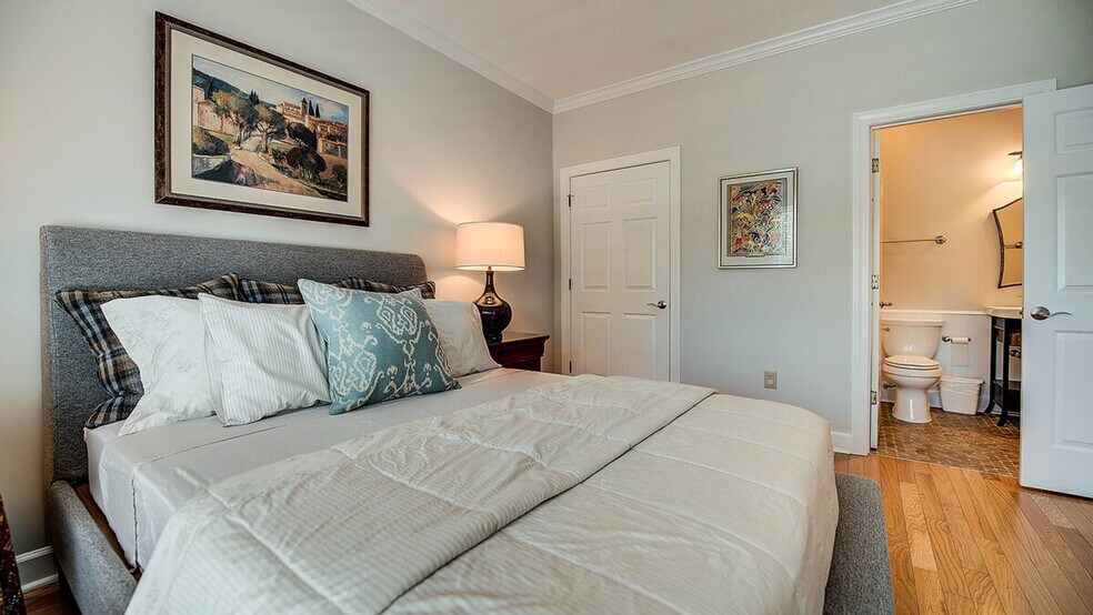 Building Photo - 752 Collins Meadow Dr