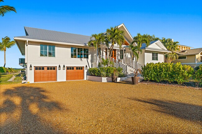 Building Photo - 116 S Sewalls Point Rd
