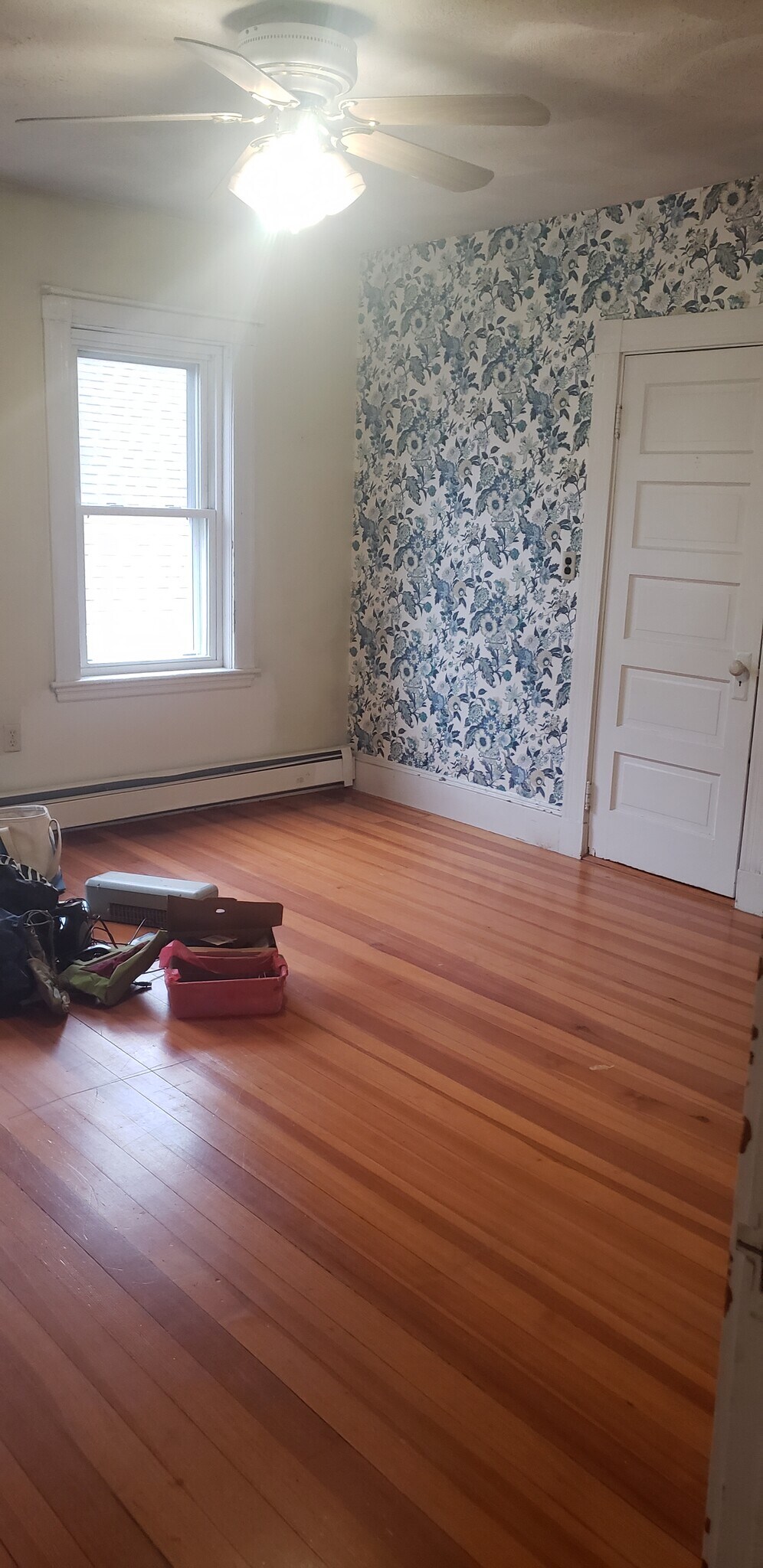 Large bedroom - 59 St Andrew Rd