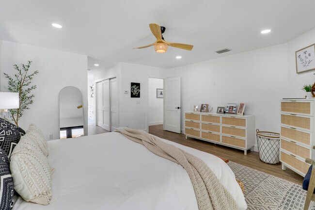 Building Photo - 15316 75th Way N