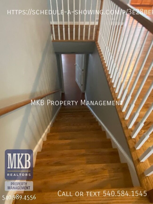 Building Photo - 5502 S Village Dr