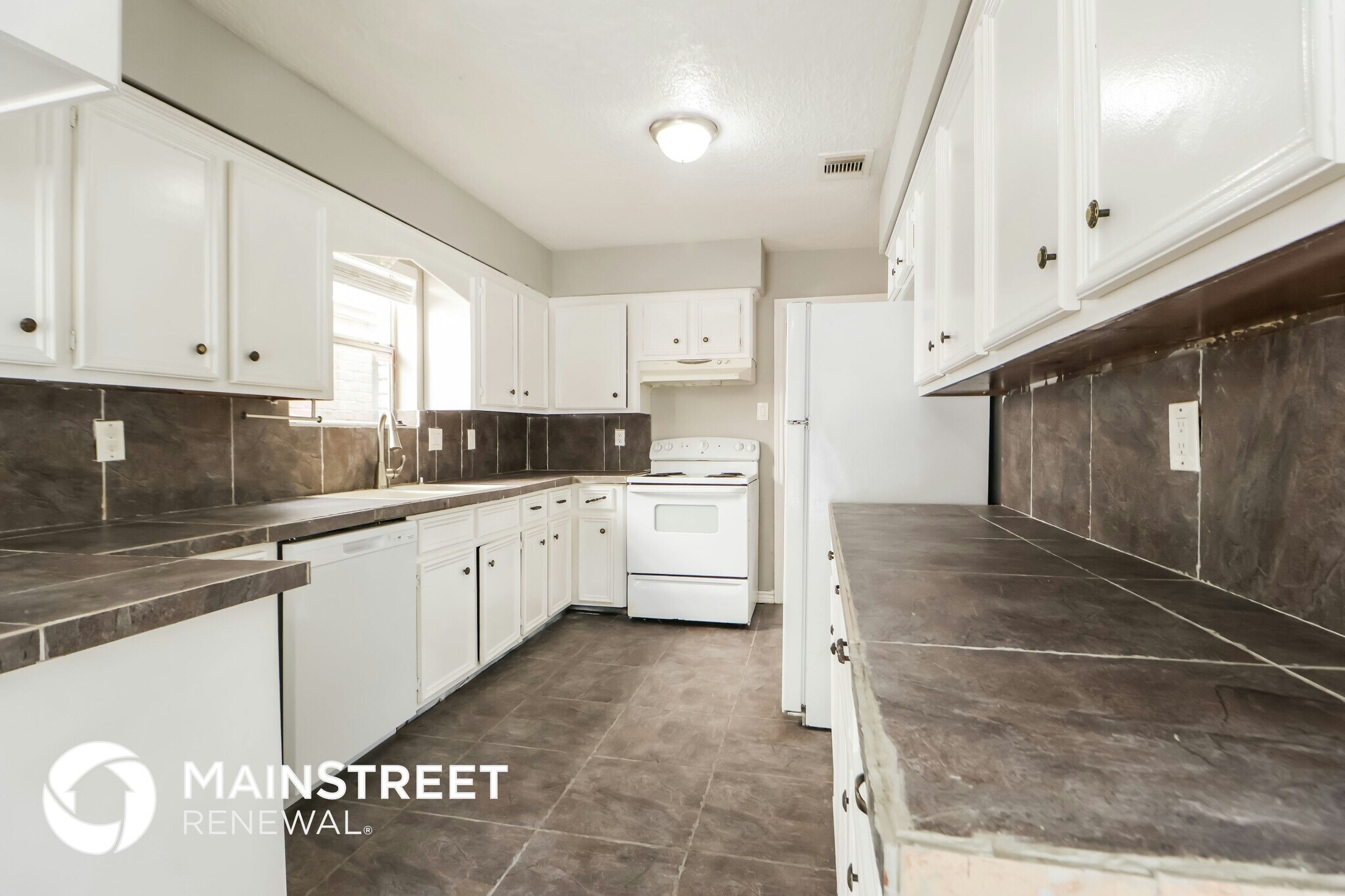 Building Photo - 1607 Bodart Cir