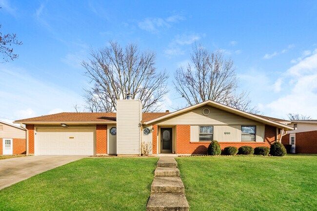 Primary Photo - Stunning 3 Bedroom Home!