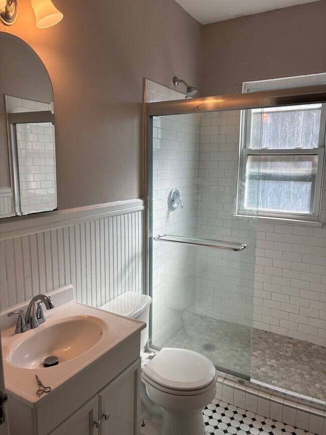 Building Photo - 815wj