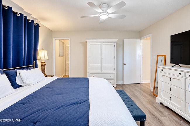 Building Photo - 4608 Sunset Dr