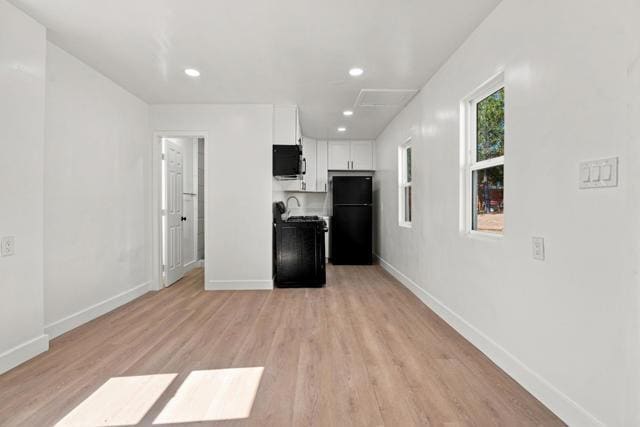 Building Photo - 2641 E 18th St