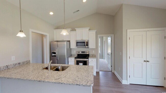 Building Photo - 29 Wimbledon Ct