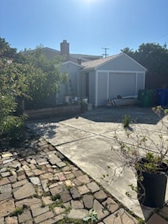 Building Photo - 2606 Bush Ave