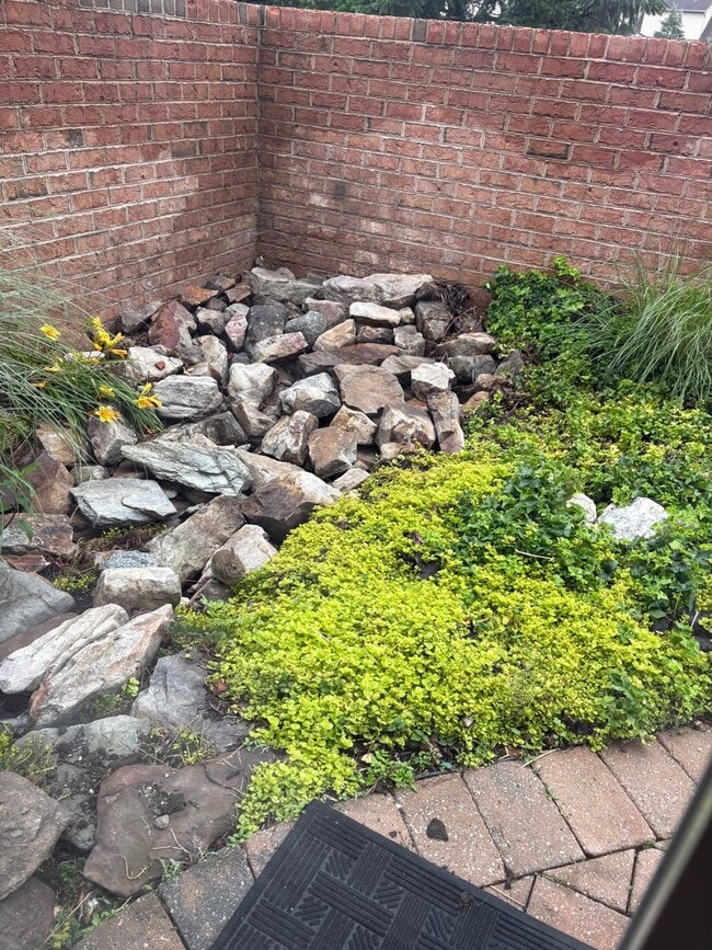 Building Photo - 2 Bedroom 2 Bathroom in Woodland View Harr...
