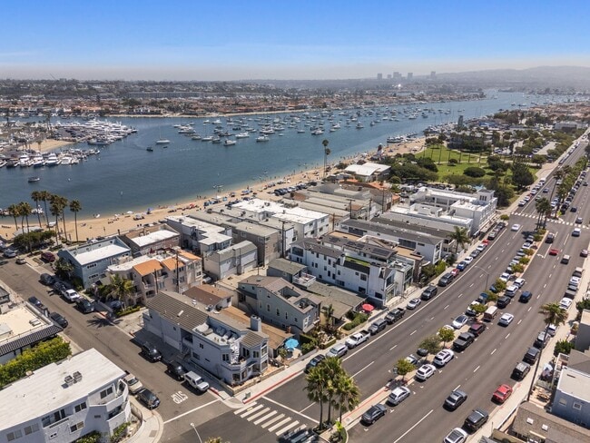 Building Photo - 1828 W Balboa Blvd