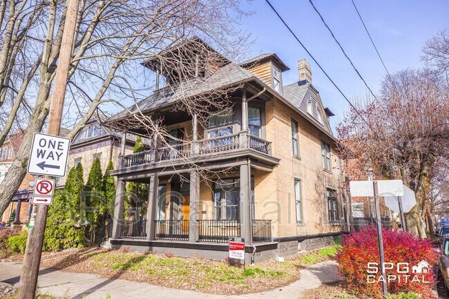 Building Photo - 1701 N 2nd St