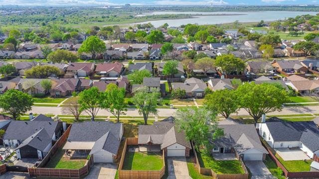 Building Photo - 4248 Ireland St