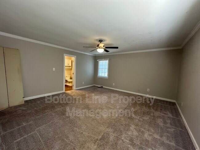 Building Photo - 1578 Trailwood Dr