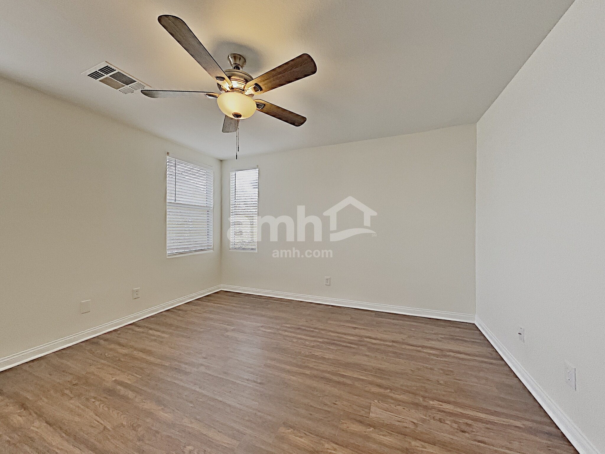 Building Photo - 7960 Imperial Treasure St