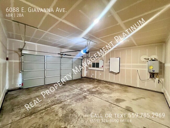 Building Photo - 6088 E Giavanna Ave