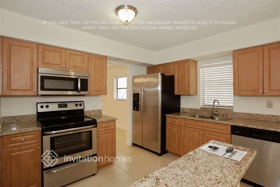 Building Photo - 1439 The 12th Fairway