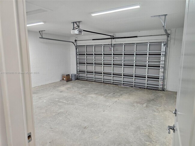 Building Photo - 5088 Nevola Ave