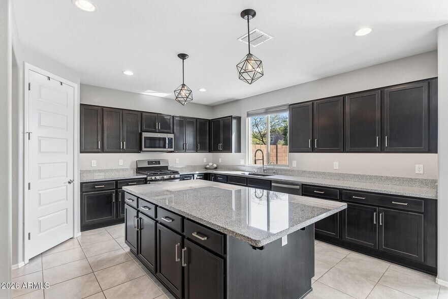 Building Photo - 22477 N 95th Dr