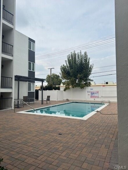 Building Photo - 22041 Costanso St