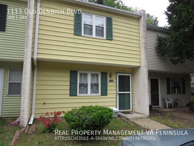 Primary Photo - 3 Bedroom Town Home Near Mary Immaculate F...