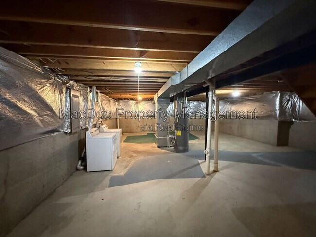 Building Photo - 11304 Springfield Dr