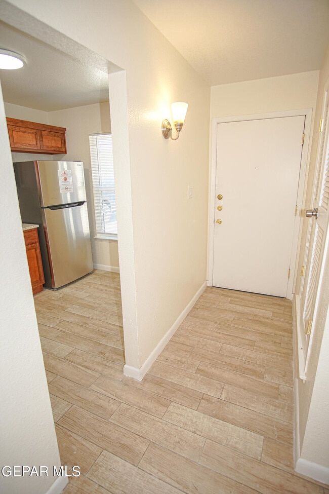 Building Photo - 3425 Risner Pl