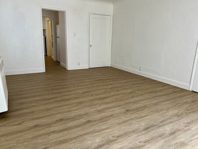 Building Photo - 1310-1314 P St