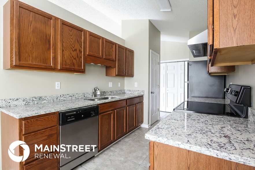 Building Photo - 1476 Lewisburg Pointe Dr
