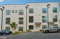 Building Photo - 75 Boulevard NE
