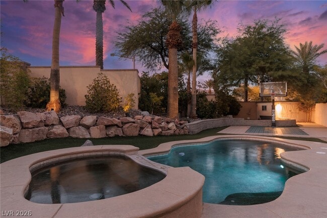 Building Photo - 2451 Hollow Rock Ct