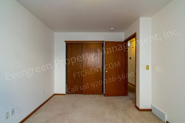 Building Photo - Great 3 Bedroom, 2-bathroom home near Lake Loveland and Boyd Lake.