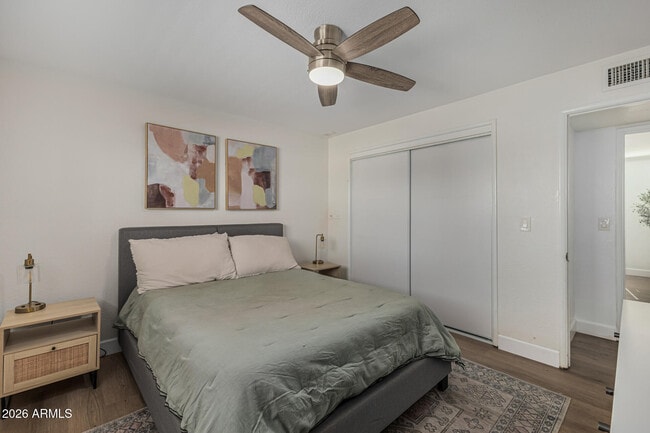 Building Photo - 641 N Dawn Cir