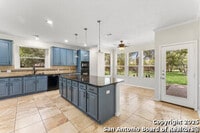 Building Photo - 204 Majestic Grove