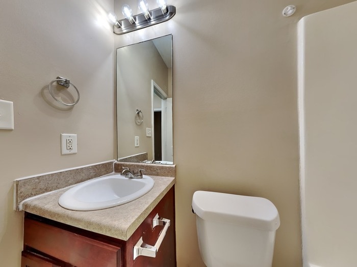 Building Photo - 608 Beaujolais Ct