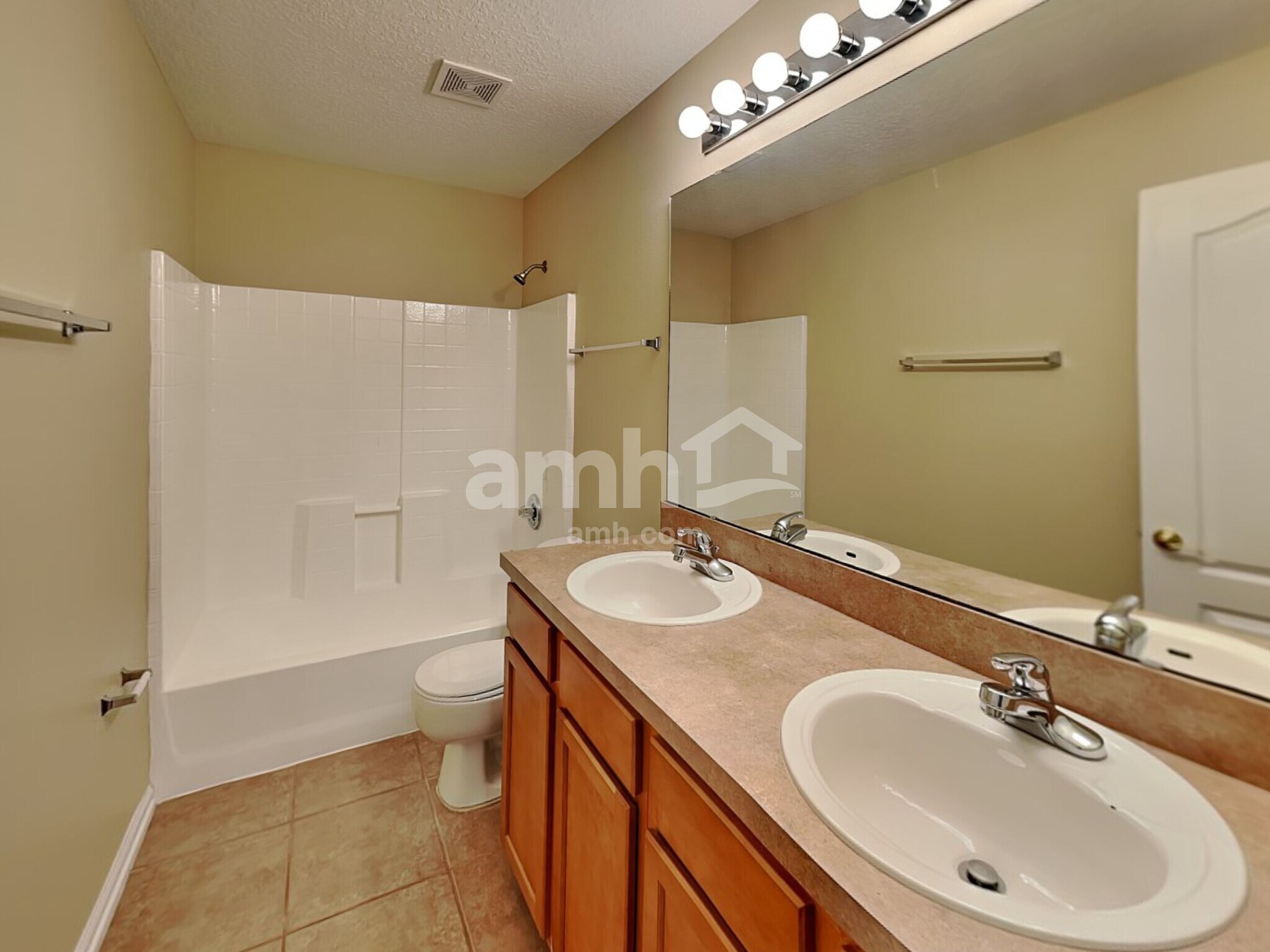 Building Photo - 325 Van Gogh Cir