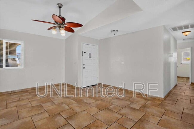 Building Photo - 2250 Atlantic Dr