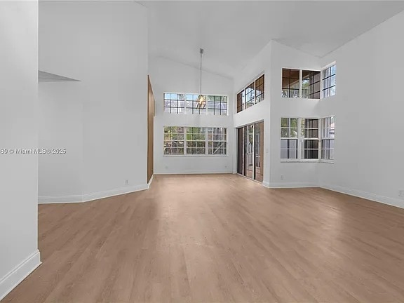 Building Photo - 1525 Seabay Rd