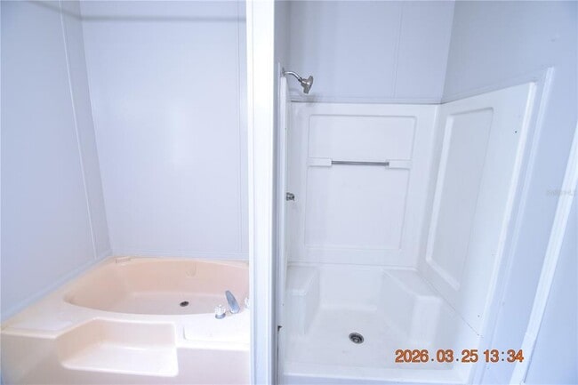 Building Photo - 7515 Symmes Rd