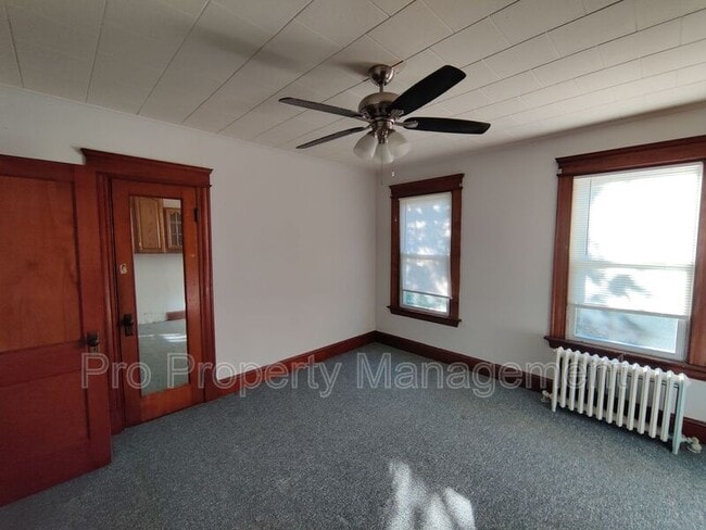 Building Photo - 638-638 Washington Ave