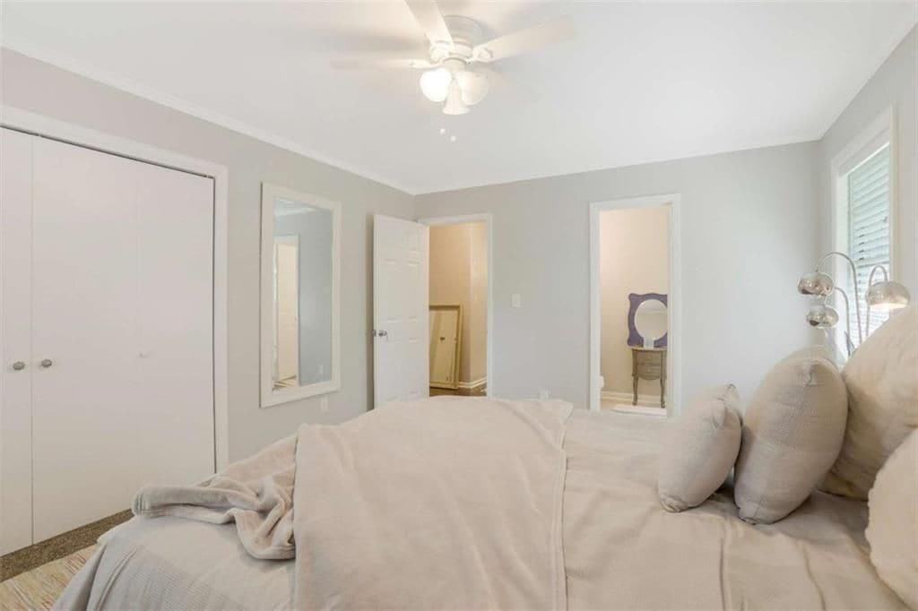 Building Photo - 3211 Flamingo Dr