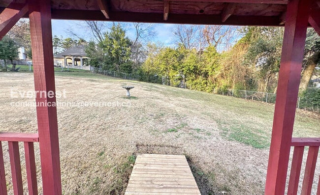 Building Photo - 1828 Jacobs Ln