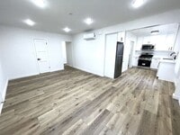 Building Photo - 4024-28 Lincoln